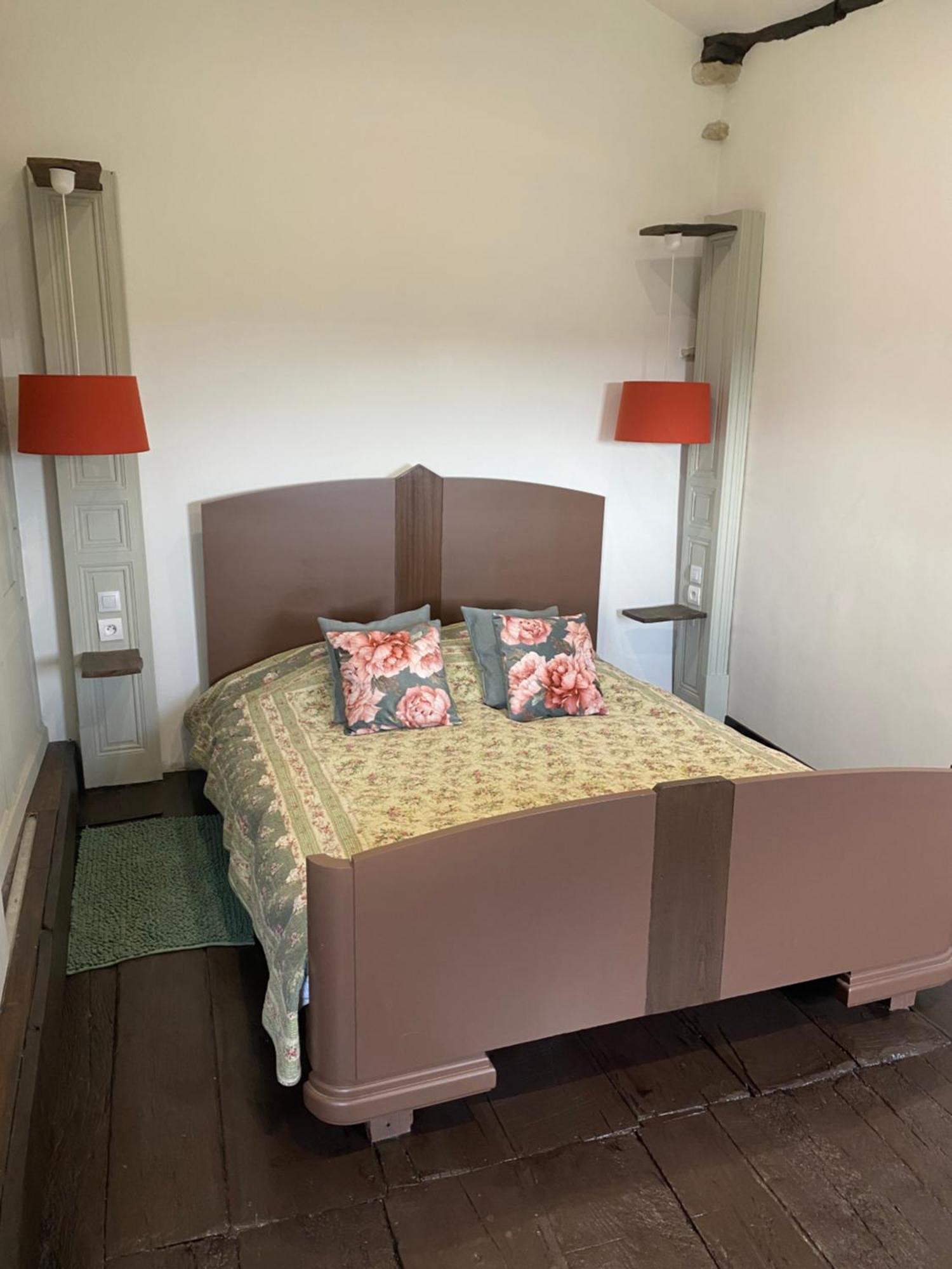 Ferme Fleurie Bed & Breakfast Bergesserin Bagian luar foto